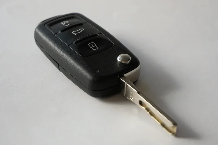 Cara Kerja Sistem Booking Online di Website Rental Mobil dan Motor