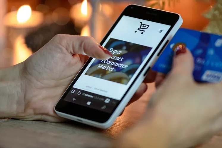 Toko Online vs Marketplace: Mana yang Lebih Menguntungkan untuk UMKM?